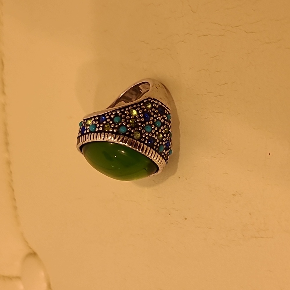 Jewelry - Picture 2 of 4